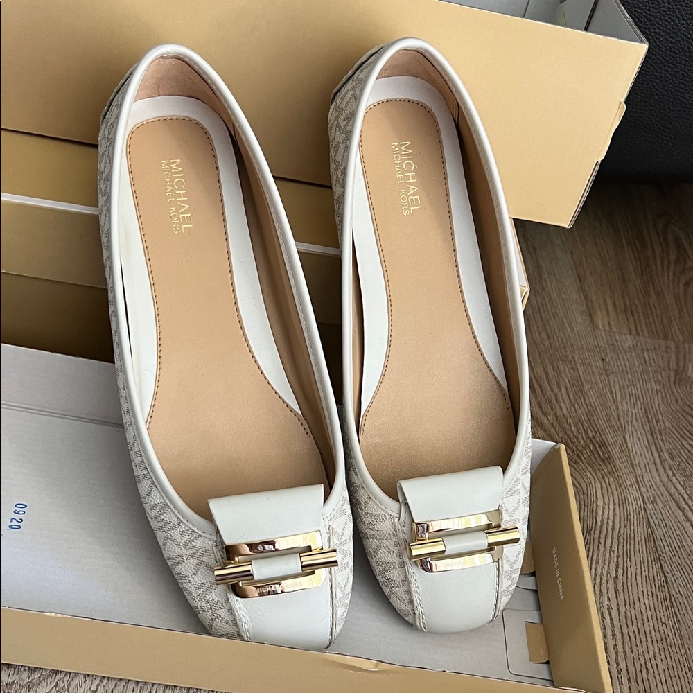 Michael Kors Beige and White Loafers